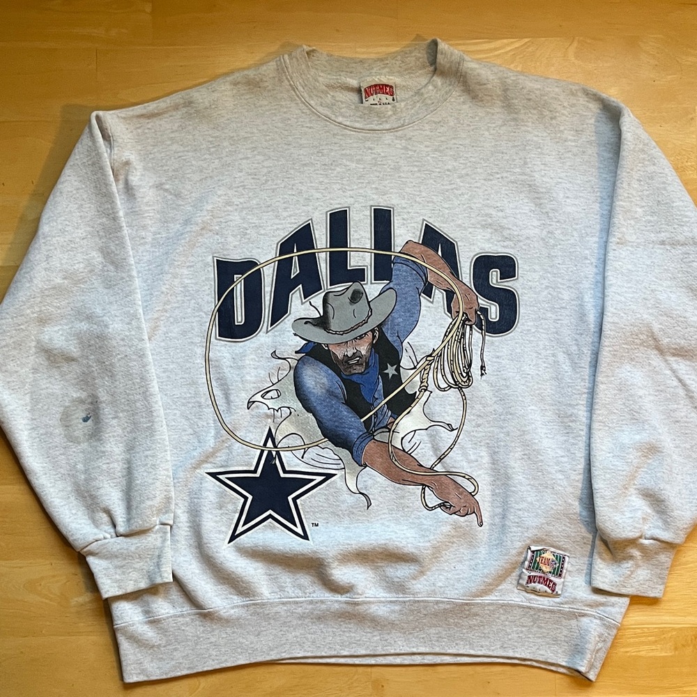 Dallas Cowboys Gray Sweater